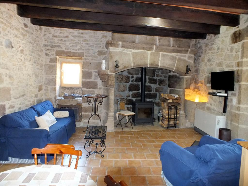 L'Oustal De Peiro Villa Le Bourg Luaran gambar